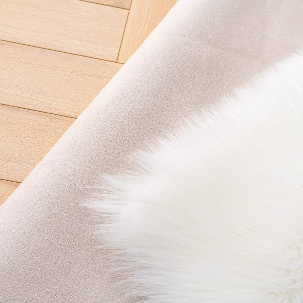6X9 Area Rug - White Shaggy Faux Sheepskin Large Fluffy Carpet Non Slip Premium Soft Furry Floor Mat for Bedroom Living Room Nursery