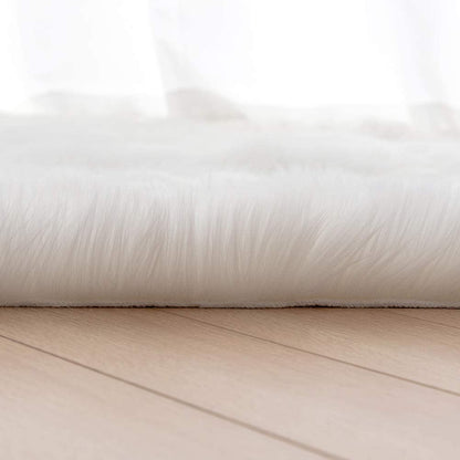 6X9 Area Rug - White Shaggy Faux Sheepskin Large Fluffy Carpet Non Slip Premium Soft Furry Floor Mat for Bedroom Living Room Nursery